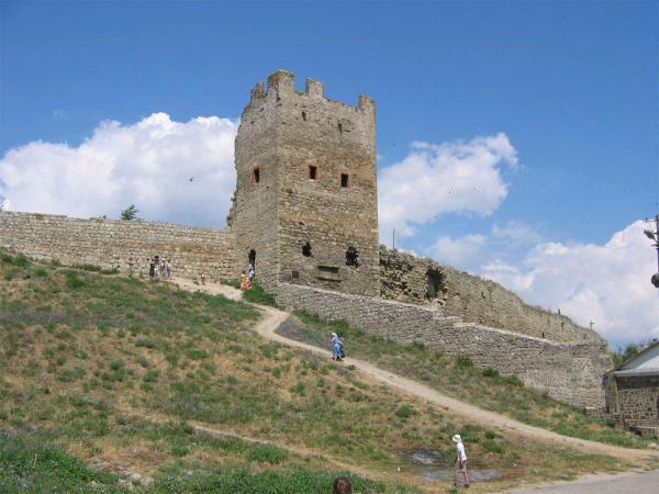 Генуэзская крепость (Феодосия). Фото